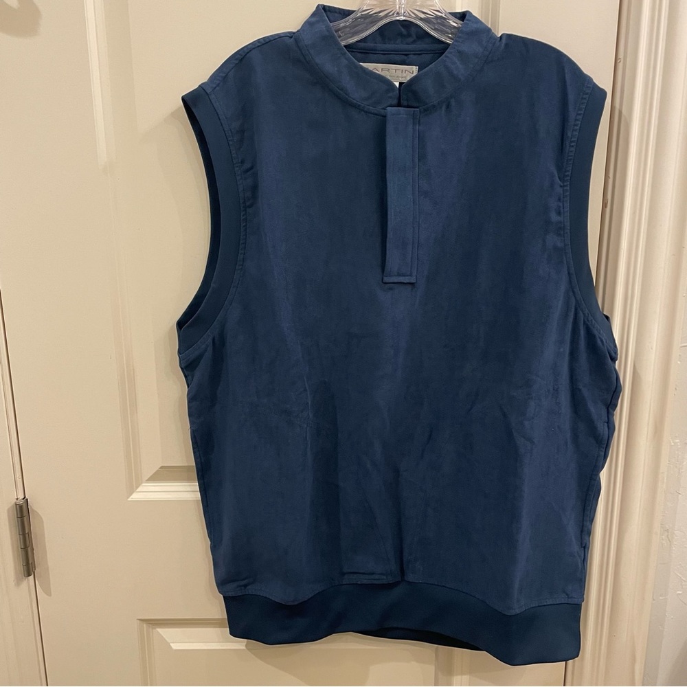 Men’s golf vest size Large Brand: Martin